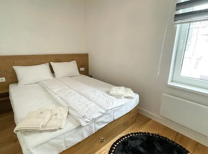 Apartment Brko 8 - Lazy Skiing Retreat *